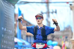 BIB: 5018
                            <button type="button" onclick="openModal(24882949)" class="btn btn-primary btn-sm float-right btn-popup" data-toggle="modal" data-target=".modal-high-quality">
                        <i class="fas fa-shopping-cart"></i> Add to Cart
                    </button>
                                            <button type="button" onclick="isThisMe(24882949, true)" class="btn btn-success btn-sm float-right btn-popup btn-isme hidden" data-toggle="tooltip" data-placement="bottom" title="นี่คือรูปของคุณใช่ไหม คลิกที่นี่เพื่อเอาเข้าอัลบั้ม">
                        <i class="fas fa-plus"></i> Add to album
                    </button>
                    <button type="button" onclick="isThisMe(24882949, false)" class="btn btn-warning btn-sm float-right btn-popup btn-isnotme hidden">
                        <i class="fas fa-ban"></i> Remove from album
                    </button>